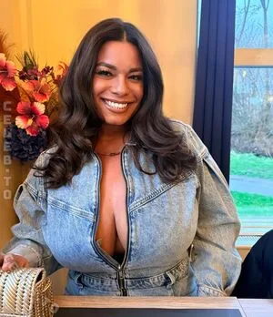Cheryl Jansen OnlyFans Leaked Free Thumbnail Picture - #dMLPiqeeca