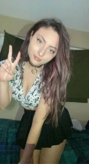 Cheycheyhey Thumbnail Picture