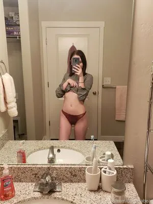 Cheyisabear OnlyFans Leaked Free Thumbnail Picture - #4E2izsseOS