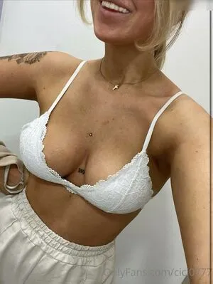 Chiara Weber Thumbnail Picture