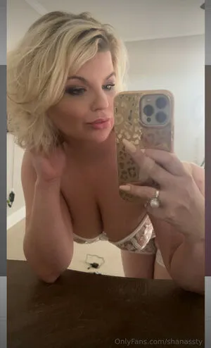 Chivelicious OnlyFans Leaked Free Thumbnail Picture - #5mAAR5VGlW