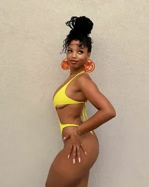 Chloe Bailey OnlyFans Leaked Free Thumbnail Picture - #ks0WbbE2Gu