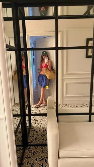 Chloe Bennet OnlyFans Leaked Free Thumbnail Picture - #CWdoD46FWS
