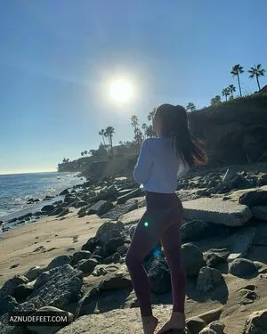 Chloe Breen Thumbnail Picture