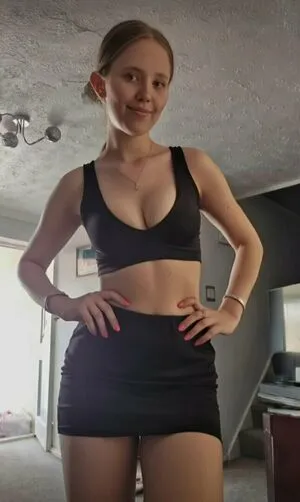Chloe Brooks OnlyFans Leaked Free Thumbnail Picture - #miFZNsnOW3