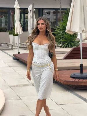 Chloe Burrows OnlyFans Leaked Free Thumbnail Picture - #IW7oTv4agh