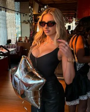 Chloe Burrows OnlyFans Leaked Free Thumbnail Picture - #k2SSGpQdK7