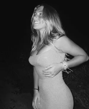 Chloe Dinello OnlyFans Leaked Free Thumbnail Picture - #Aht4O2aFU4