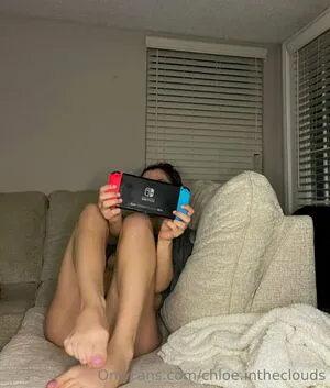 Chloe Intheclouds OnlyFans Leaked Free Thumbnail Picture - #DsbJ2Qeija