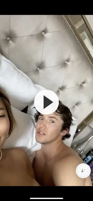 Chloe Kim Thumbnail Picture