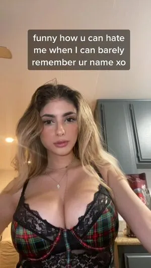 Chloe Simon OnlyFans Leaked Free Thumbnail Picture - #yGZqIh768C
