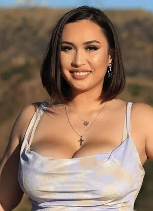 Chloe OnlyFans Leaked Free Thumbnail Picture - #DCazANLZnV