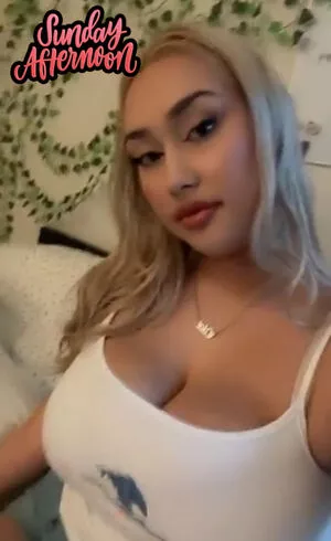 Chloe OnlyFans Leaked Free Thumbnail Picture - #clVwSA7JaN