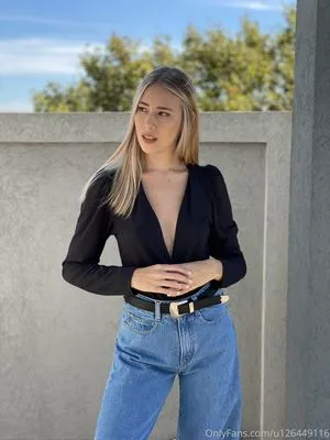 Chloemuller1 Profile Thumbnail