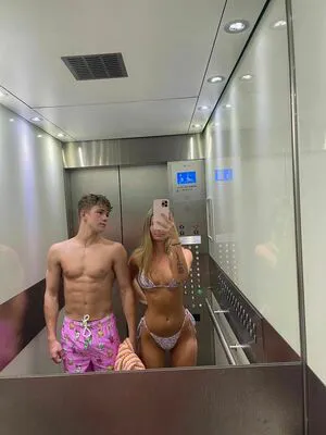 Chlotobin OnlyFans Leaked Free Thumbnail Picture - #c3C8K8cKqA