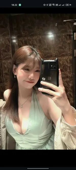 Chowbieee OnlyFans Leaked Free Thumbnail Picture - #WA1TKw72P9