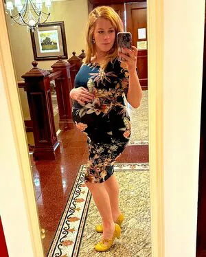 Chrissie Mayr Profile Thumbnail