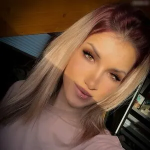 Chrissy86 OnlyFans Leaked Free Thumbnail Picture - #4HtOnsib5G