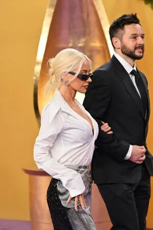 Christina Aguilera Profile Thumbnail