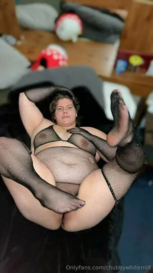 Chubbywhitemilf Thumbnail Picture