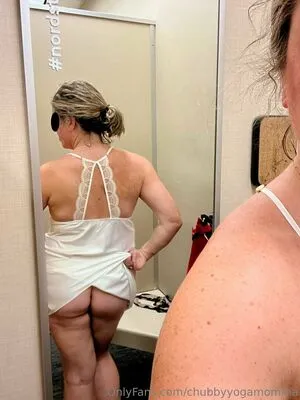 Chubbyyogamomma Thumbnail Picture