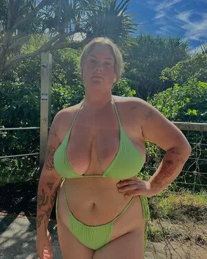 Chynna OnlyFans Leaked Free Thumbnail Picture - #QHKKQSuBAb