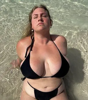 Chynna OnlyFans Leaked Free Thumbnail Picture - #yQ4R9Gojur
