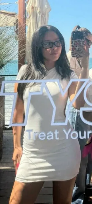 Cierra Ramirez OnlyFans Leaked Free Thumbnail Picture - #65dE61ERHZ