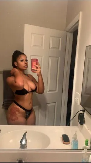 Ciinderchella OnlyFans Leaked Free Thumbnail Picture - #4VmriiPAsI