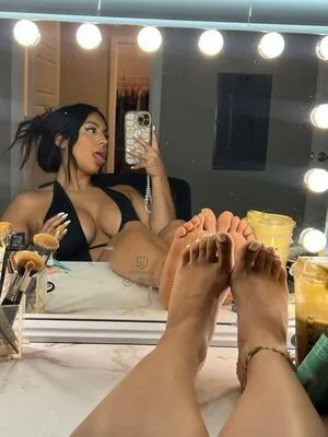 Cinddyrella Thumbnail Picture