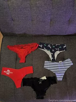 Cinderpixel OnlyFans Leaked Free Thumbnail Picture - #nRaSv4nUFS