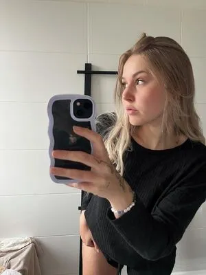 Cirizzle OnlyFans Leaked Free Thumbnail Picture - #UBNn7aND5N