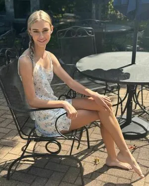Claire Jameson Thumbnail Picture
