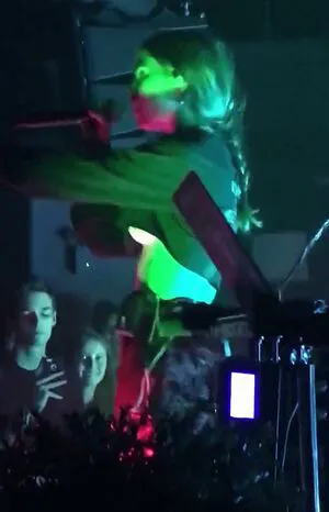 Clairo OnlyFans Leaked Free Thumbnail Picture - #ASJc3n32n7