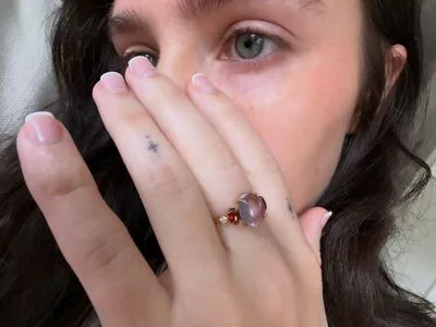 Clairo OnlyFans Leaked Free Thumbnail Picture - #DFErESTzhA
