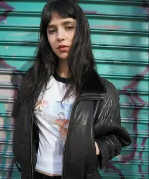 Clairo OnlyFans Leaked Free Thumbnail Picture - #NIPeKkMsj9