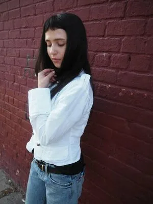 Clairo OnlyFans Leaked Free Thumbnail Picture - #NqMUtgaBAq