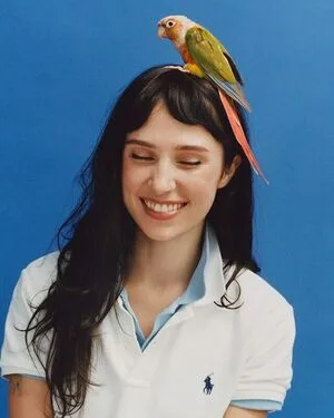 Clairo OnlyFans Leaked Free Thumbnail Picture - #SeXbnvCDEg