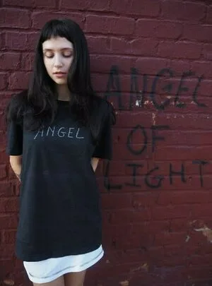 Clairo OnlyFans Leaked Free Thumbnail Picture - #TzNN9gR4NO