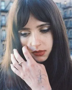 Clairo OnlyFans Leaked Free Thumbnail Picture - #esxAV5510Y