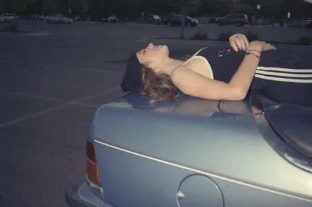 Clairo OnlyFans Leaked Free Thumbnail Picture - #gHA2BIFaGB