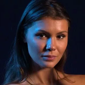 Clara's ASMR Thumbnail Picture