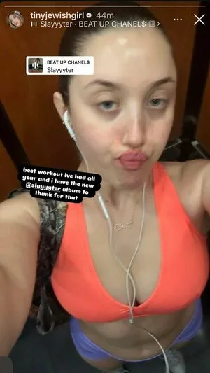Clara Perlmutter OnlyFans Leaked Free Thumbnail Picture - #DLxXkPJmTi