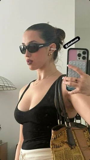 Clara Perlmutter OnlyFans Leaked Free Thumbnail Picture - #fk4QiaNvGD