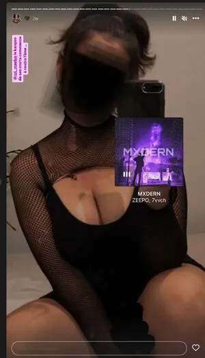 Clarabmnn OnlyFans Leaked Free Thumbnail Picture - #SqkEBooNdM