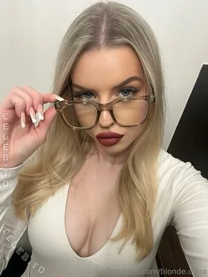 Clariette OnlyFans Leaked Free Thumbnail Picture - #NtNyn8av3P