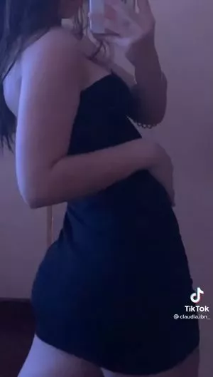 Claudia Ibanez Thumbnail Picture