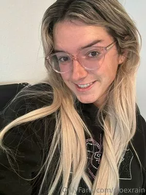 cloexrain OnlyFans Leaked Free Thumbnail Picture - #Cnpla8GCXo