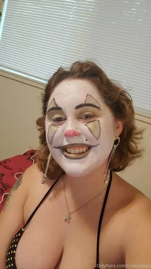 Clowndivax Thumbnail Picture