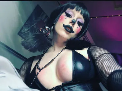 Clownsattic OnlyFans Leaked Free Thumbnail Picture - #9BipSpzkhT